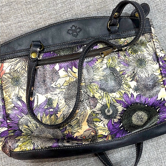 Patricia Nash Handbags - Patricia Nash “Poppy” Handbag